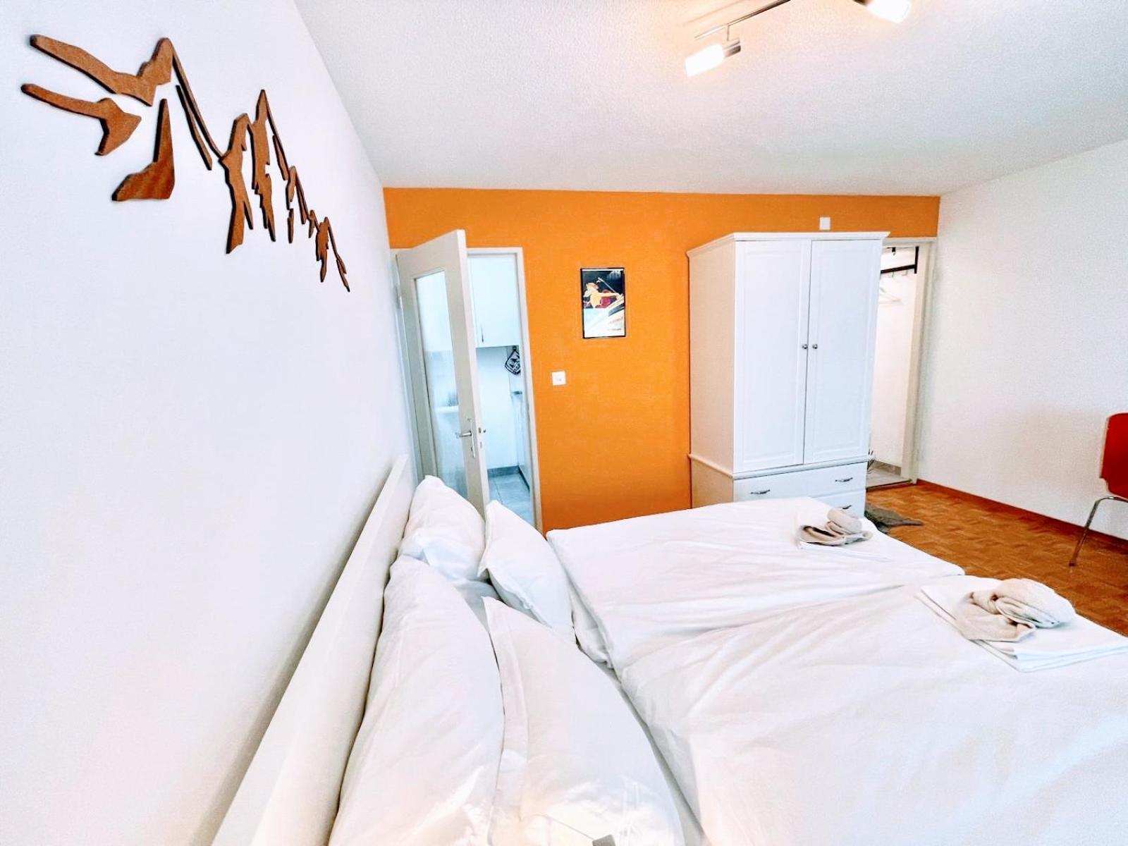 Studio Wolli - Stylish & Central - Steps To Matterhorn Gondola Zermatt Exterior photo